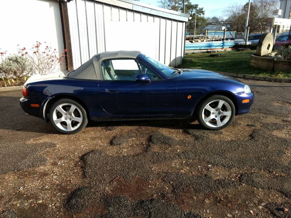 Mazda MX-5 NB